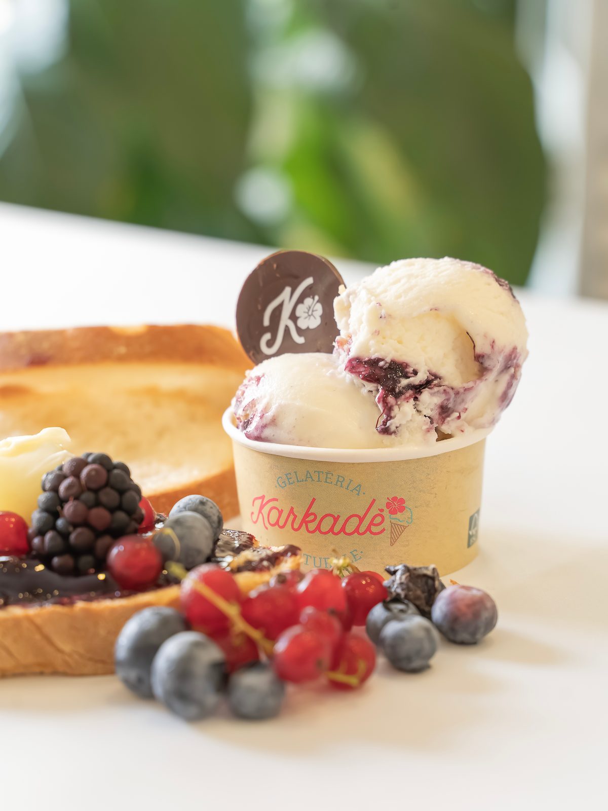 Food & Beverage — 22