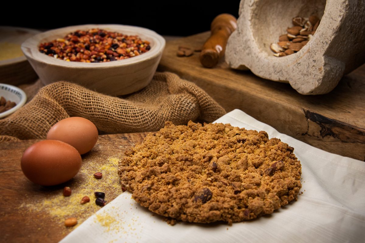 Food & Beverage — 25